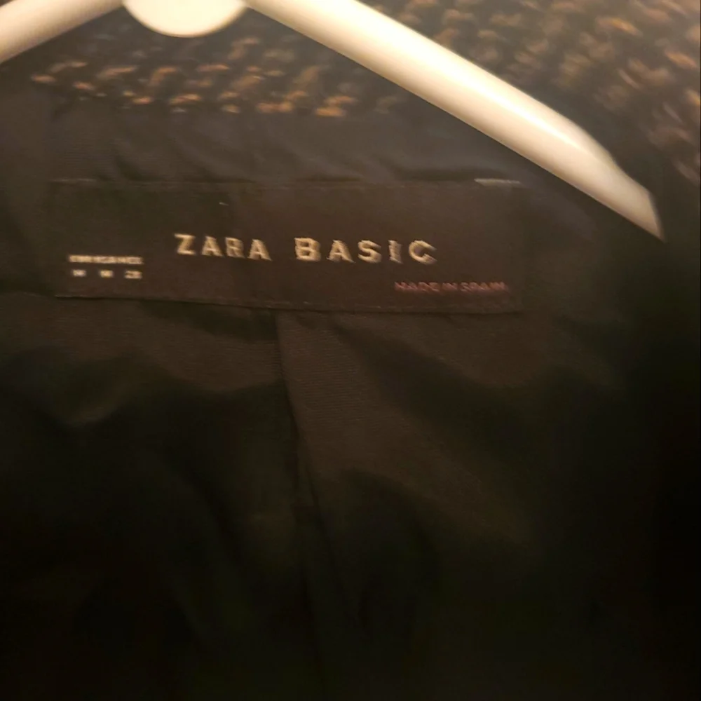 Jacket - Picture 1 of 2